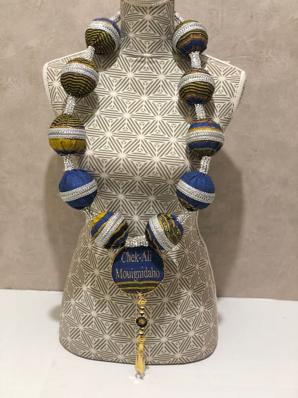 Milele (collier) personnalisé